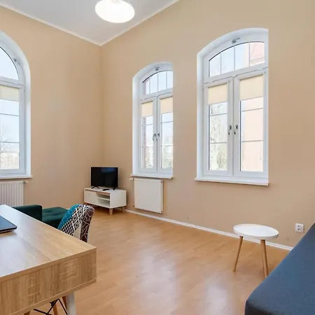 Mazowiecka By Renters Apartamento *